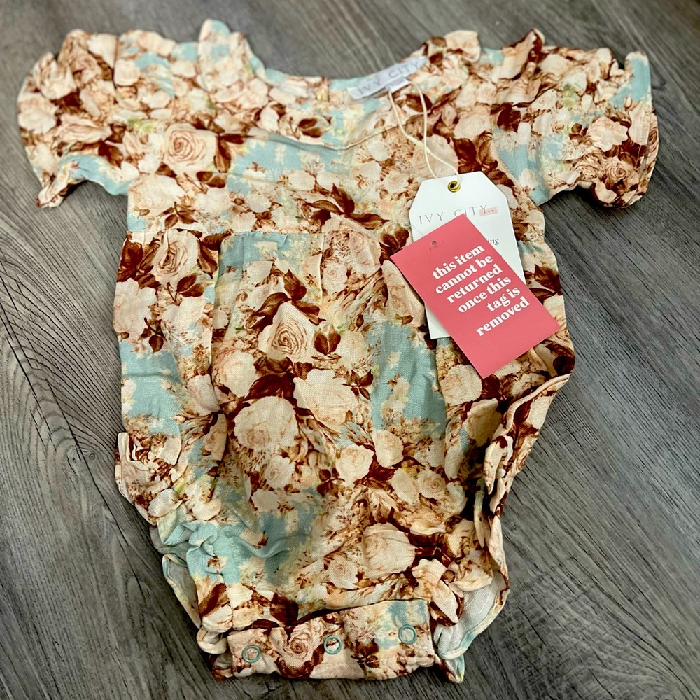 New with tag Ivy city co baby romper